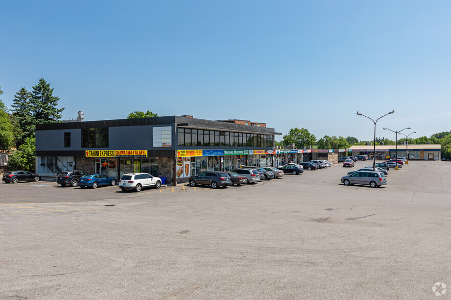 235 Dixon Rd, Toronto, ON for lease - Primary Photo - Image 1 of 2