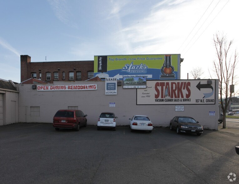 118 NE Martin Luther King Jr Blvd, Portland, OR à vendre - Photo du bâtiment - Image 3 de 4