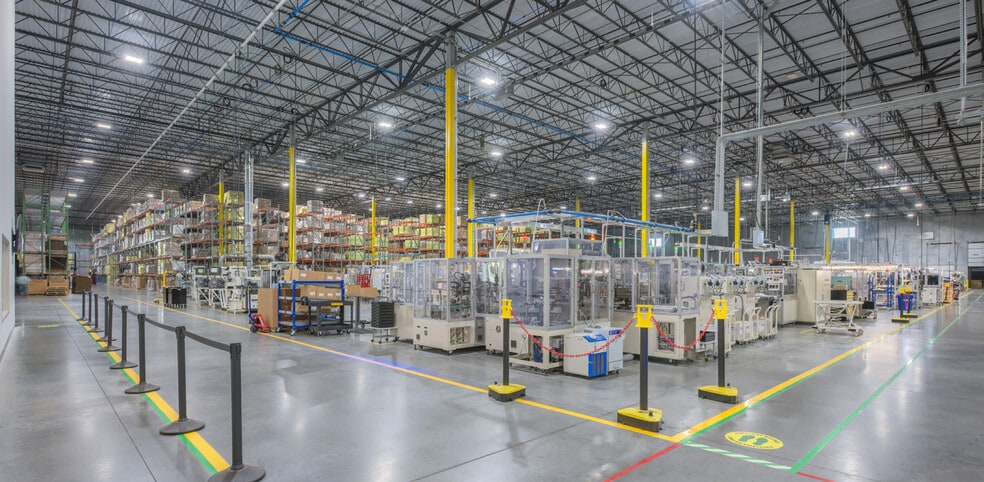 4260 Pleasant Rd, Fort Mill, SC for lease - Interior Photo - Image 1 of 6