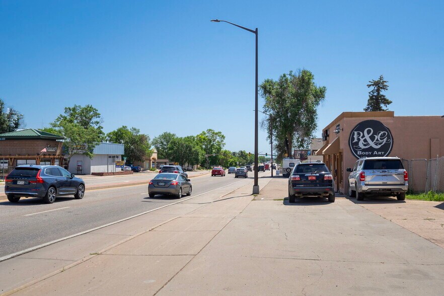 530 E Eisenhower Blvd, Loveland, CO à vendre - Photo du bâtiment - Image 3 de 23