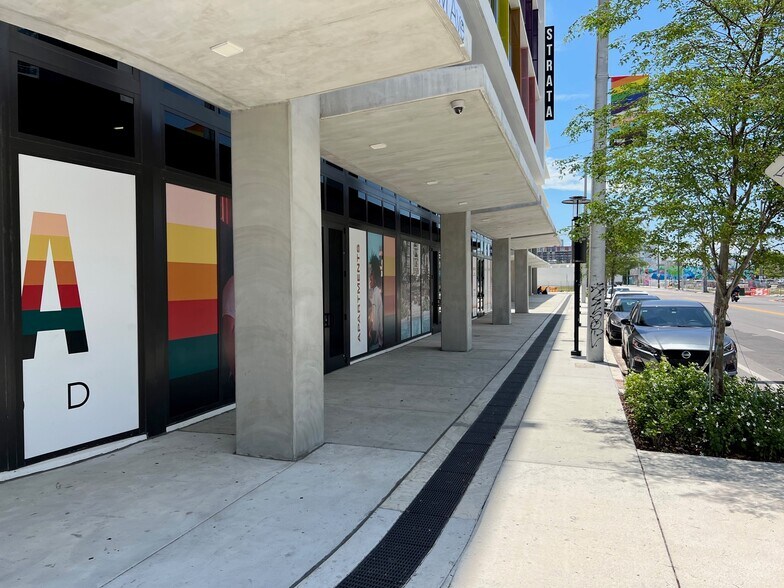 2221 N Miami Ave, Miami, FL à louer - Photo du bâtiment - Image 2 de 23