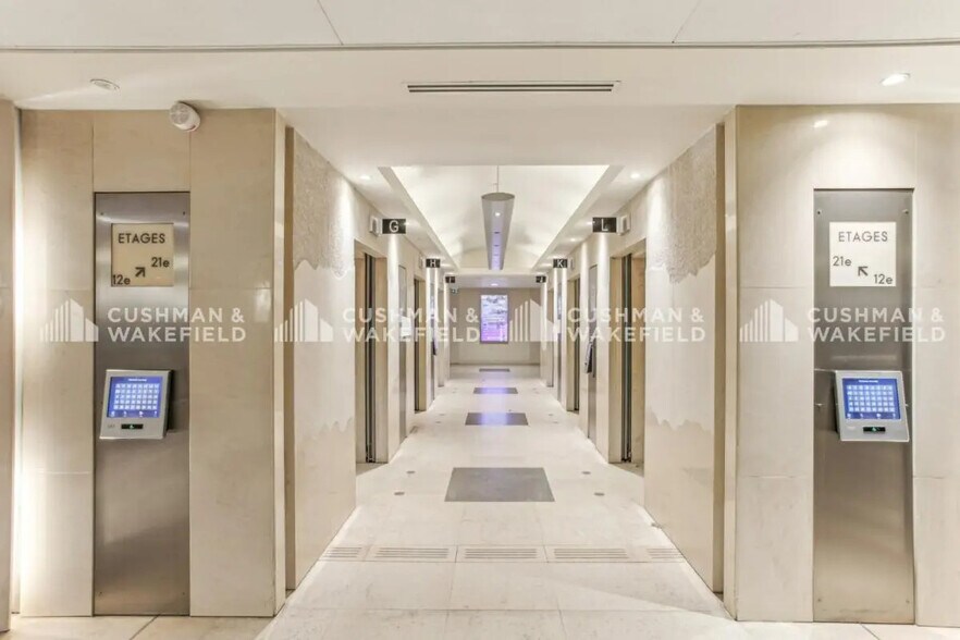 Bureau dans Puteaux à vendre - Hall d’entrée - Image 2 de 8