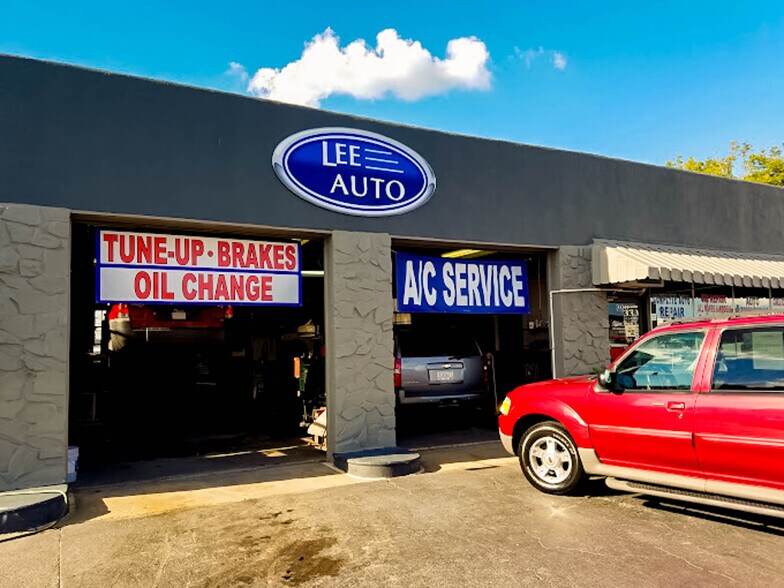 300 W Hill, Valdosta, GA à vendre - Photo du bâtiment - Image 2 de 8