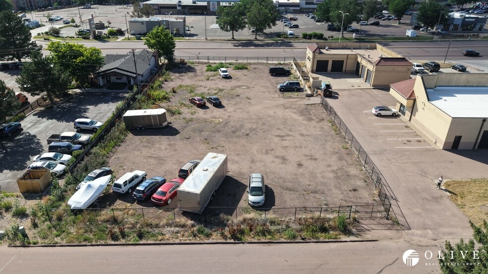 4335 Austin Bluffs Pky, Colorado Springs, CO for lease - Building Photo - Image 3 of 12