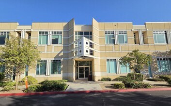 300 Old River Rd, Bakersfield, CA for lease Interior Photo- Image 1 of 29
