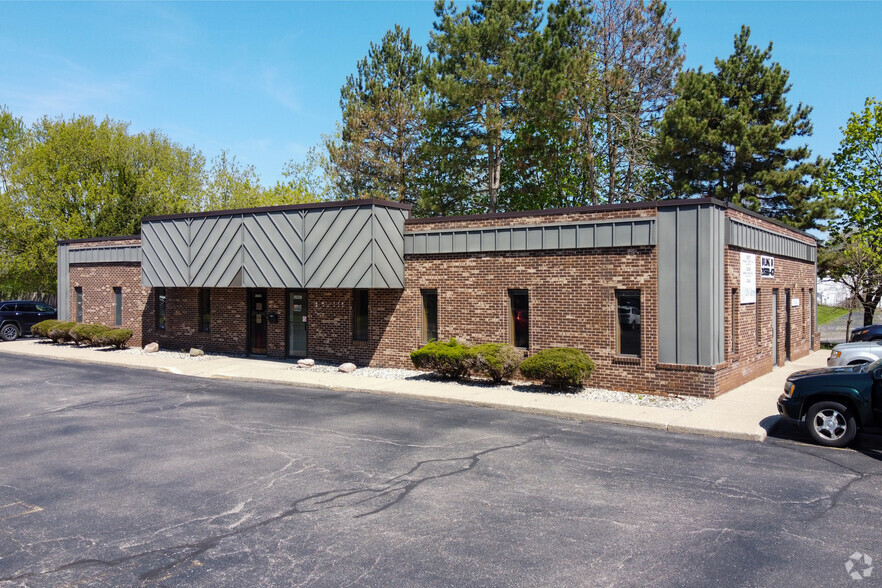 20337-20343 Farmington Rd, Livonia, MI for sale - Building Photo - Image 1 of 1