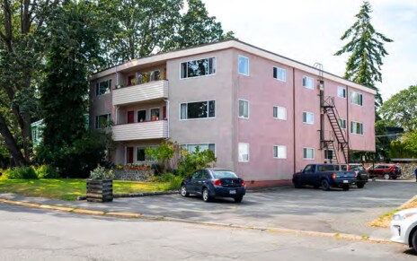 2170 Haultain St, Victoria, BC for sale Primary Photo- Image 1 of 1