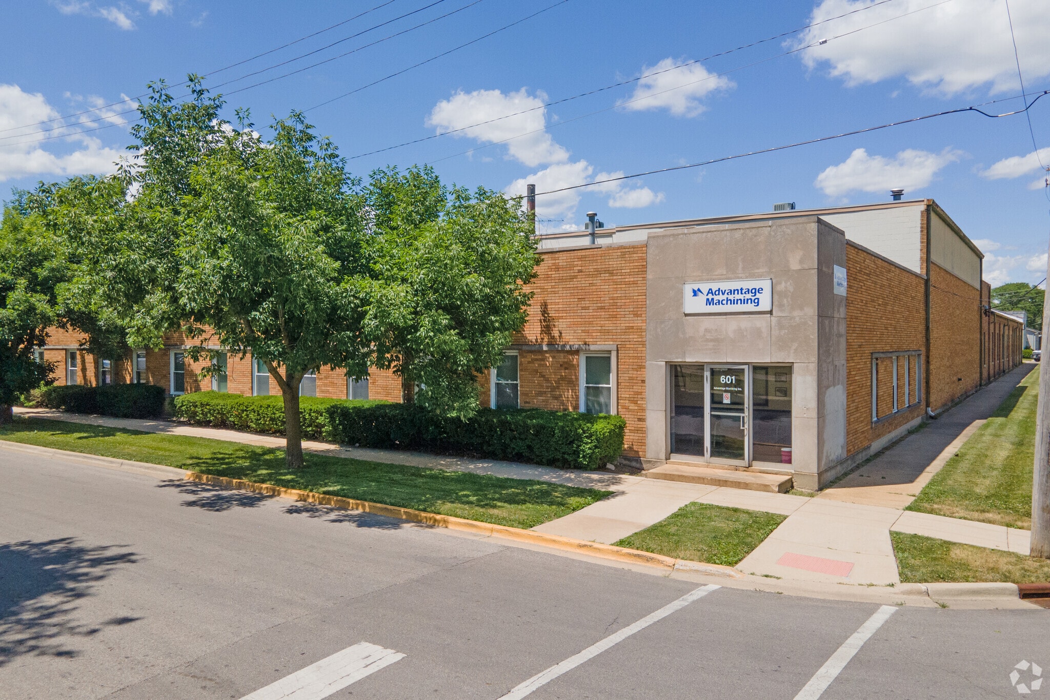 601 W New York St, Aurora, IL à vendre Photo principale- Image 1 de 15