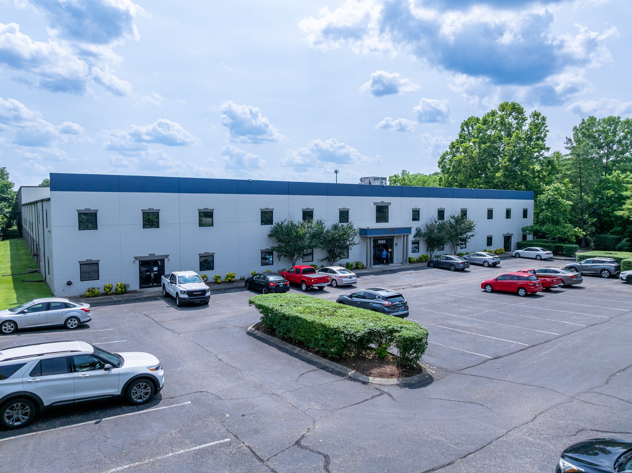5582-5584 Mount View Rd, Antioch, TN for lease Primary Photo- Image 1 of 4