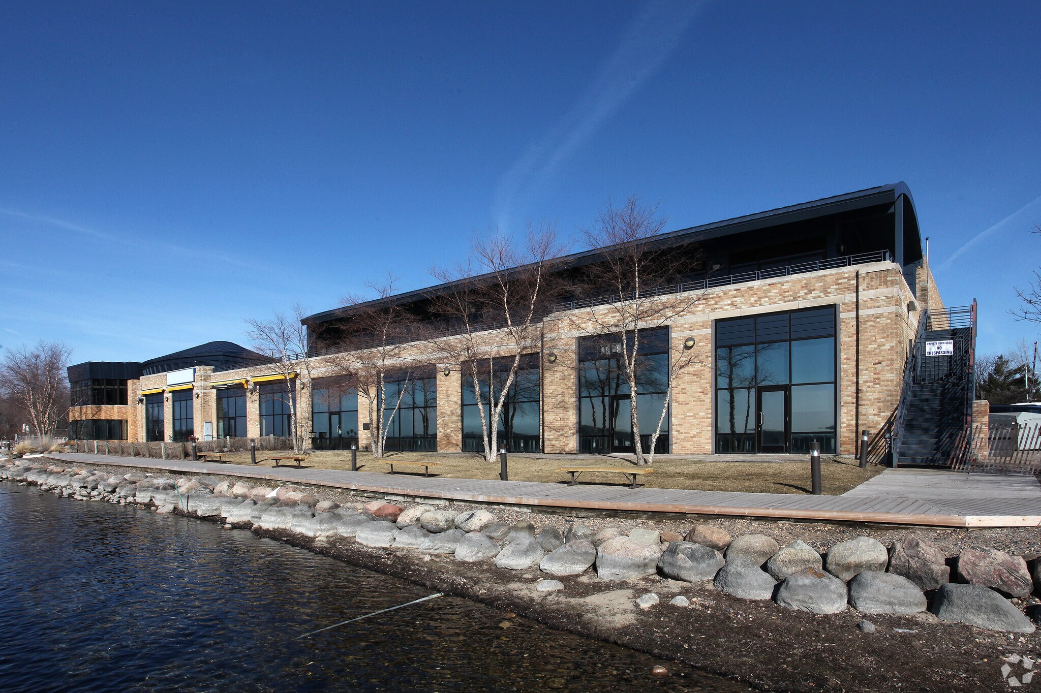 294-400 Grove Ln E, Wayzata, MN for lease Primary Photo- Image 1 of 14