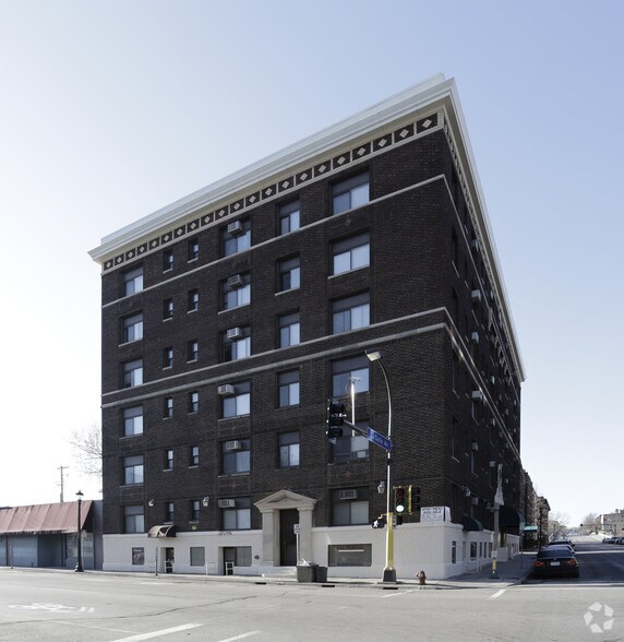 1501 Lasalle Ave, Minneapolis, MN à vendre - Photo principale - Image 1 de 11