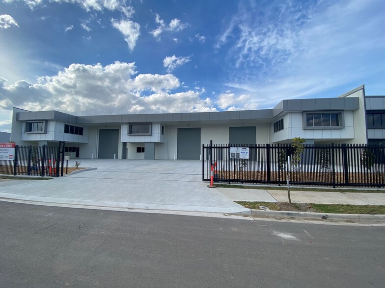 6 Cobar Pl, Gregory Hills à louer - Photo du bâtiment - Image 2 de 2