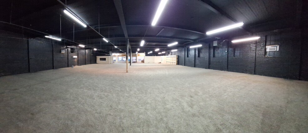 323 E 9th St, Hopkinsville, KY à louer - Photo principale - Image 1 de 5