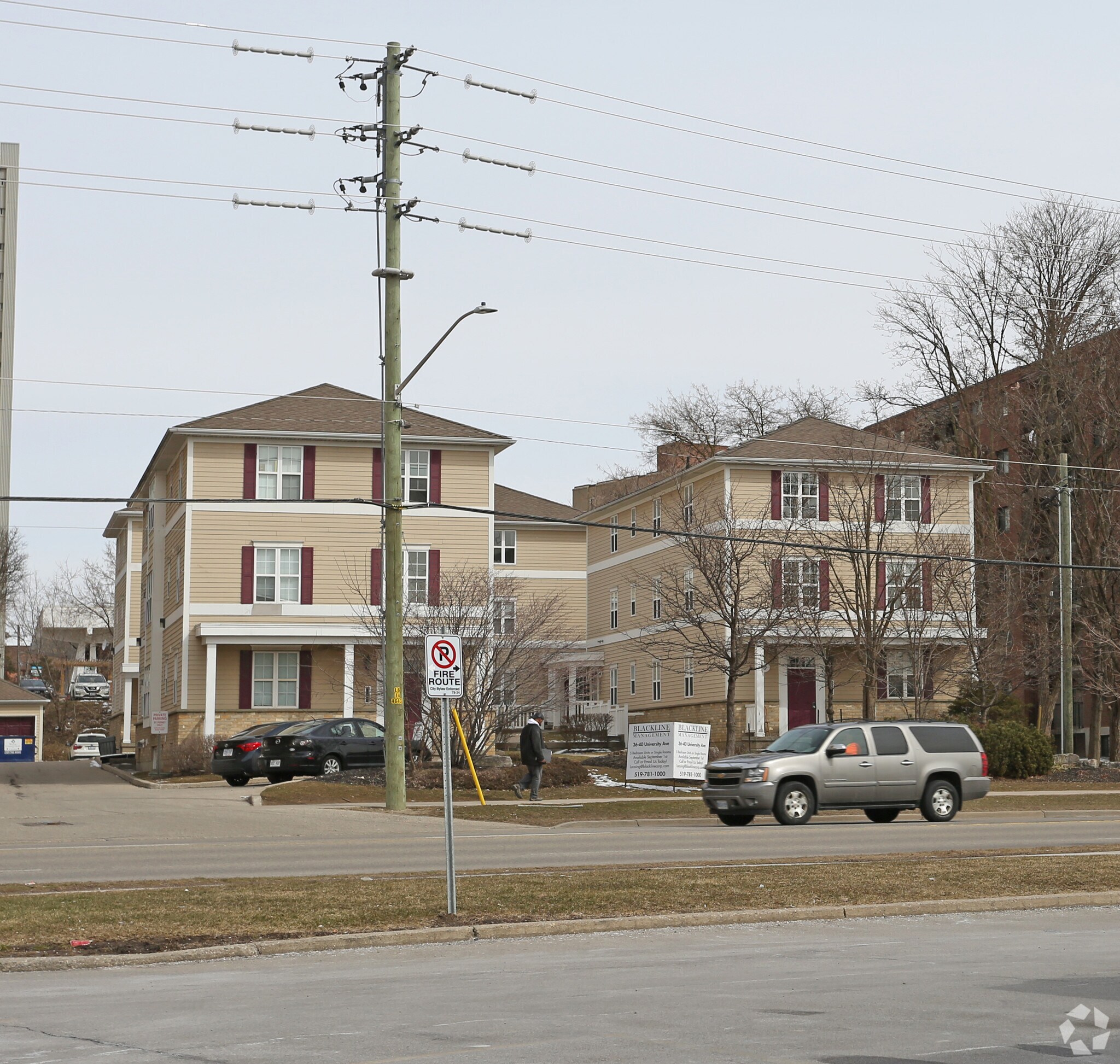 36-42 University Ave E, Waterloo, ON à vendre Photo principale- Image 1 de 1