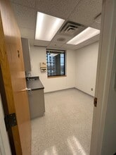 4000-4200 Medical Center Dr, Fayetteville, NY à louer Photo intérieure- Image 2 de 5