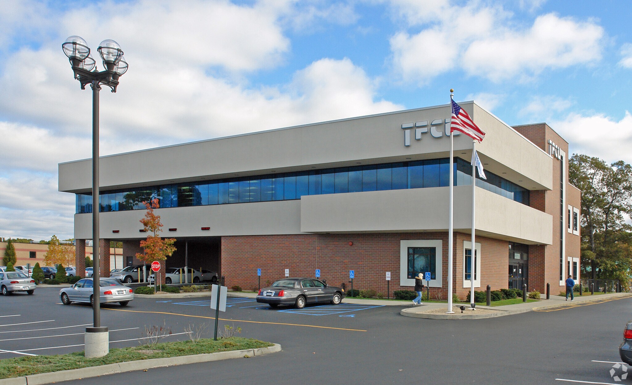 5439 Sunrise Hwy, Holbrook, NY for lease Primary Photo- Image 1 of 4