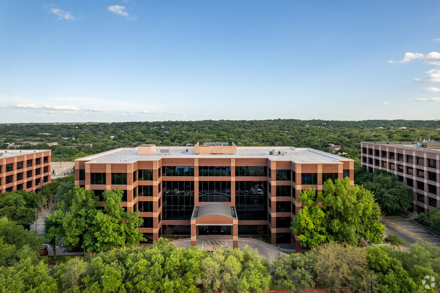 901 S Mopac Expy, Austin, TX à louer - Photo du bâtiment - Image 3 de 5