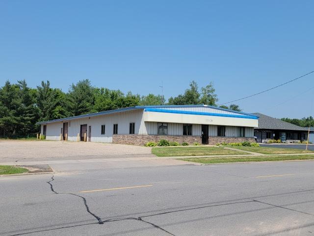 1210 S Oak Ave, Marshfield, WI for sale - Building Photo - Image 2 of 9