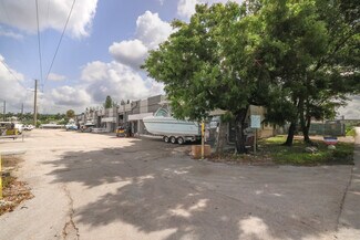 Plus de détails pour 8044-8045 W 2st Ct, Hialeah, FL - Industriel à vendre