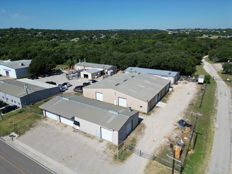 1816 Barnett Dr, Weatherford, TX for lease - Building Photo - Image 1 of 18