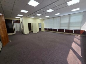 161-01 Jamaica Ave, Jamaica, NY for lease Interior Photo- Image 1 of 9
