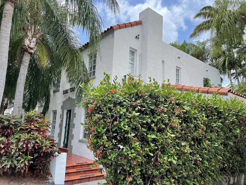 1018 Jefferson Ave, Miami Beach, FL à vendre - Photo du bâtiment - Image 2 de 33