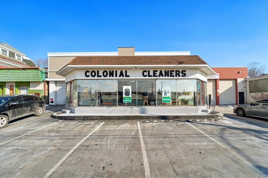 1443 W Main St, Norristown, PA à vendre - Photo du bâtiment - Image 1 de 15