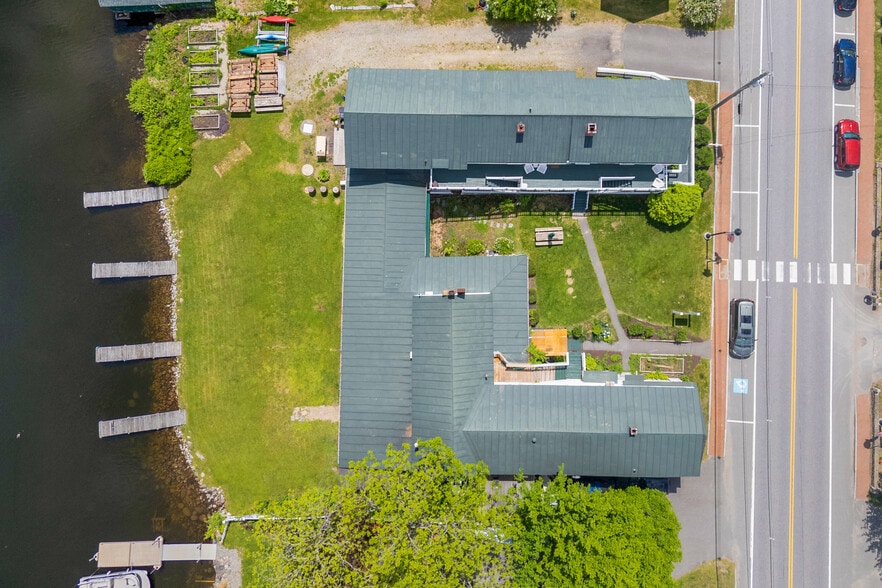 157 Main St, Belgrade, ME à louer - Photo du bâtiment - Image 3 de 3