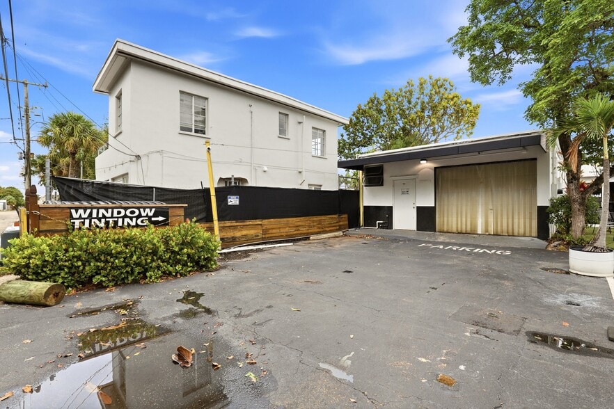 824 N Dixie Hwy, Lake Worth, FL for lease - Building Photo - Image 3 of 31