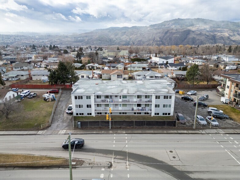 975 Tranquille Rd, Kamloops, BC à vendre - Photo du bâtiment - Image 2 de 5