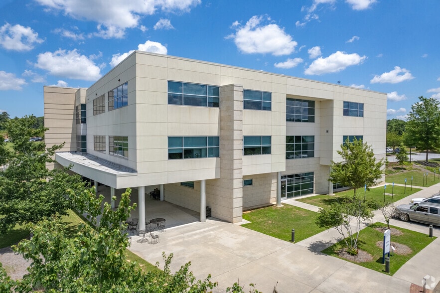 355 Clear Creek Pkwy, Lavonia, GA à louer - Photo du bâtiment - Image 3 de 8