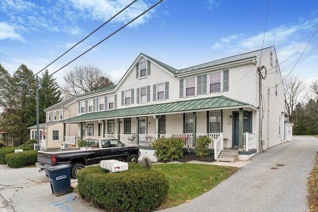 More details for 20 S Village Ave, Exton, PA - Multifamily for Sale