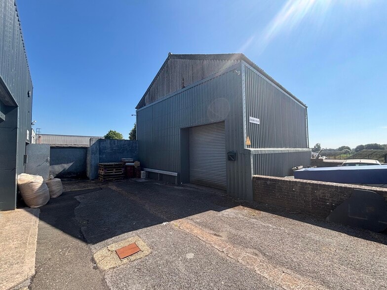 Culmhead, Taunton à louer - Photo du bâtiment - Image 3 de 9