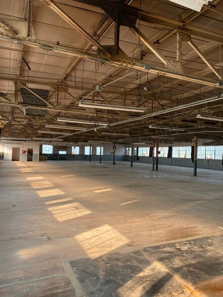 1401 Saint Andrew St, La Crosse, WI for lease - Building Photo - Image 2 of 10