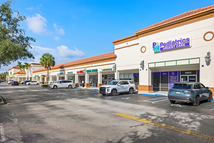 5900-5992 Coral Ridge Dr, Coral Spgs, Coral Springs, FL for lease - Building Photo - Image 2 of 3