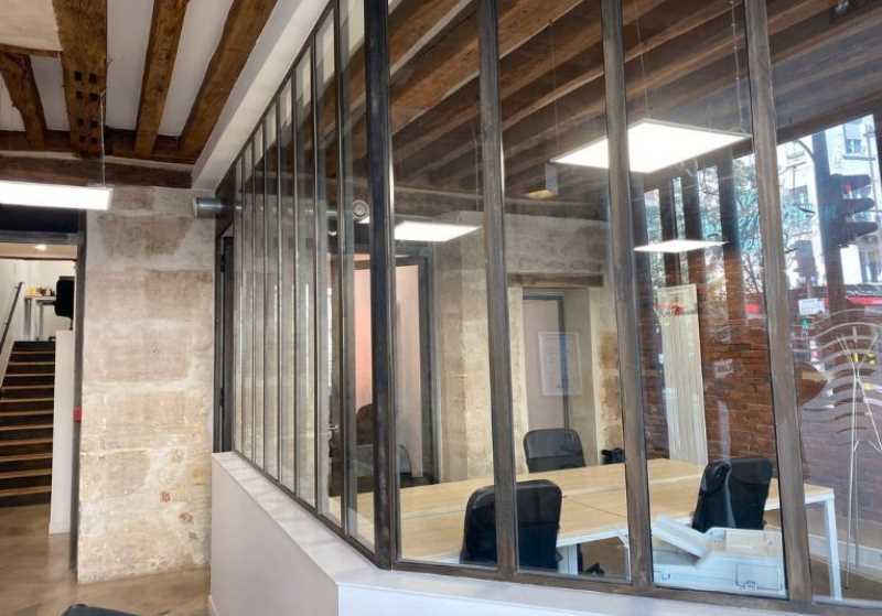 Rue Du Faubourg Saint-Martin, Paris for lease - Interior Photo - Image 2 of 4