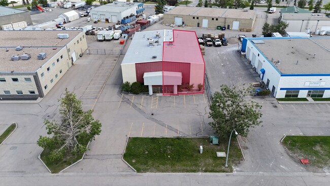 Plus de détails pour 5040 12A St SE, Calgary, AB - Industriel à louer