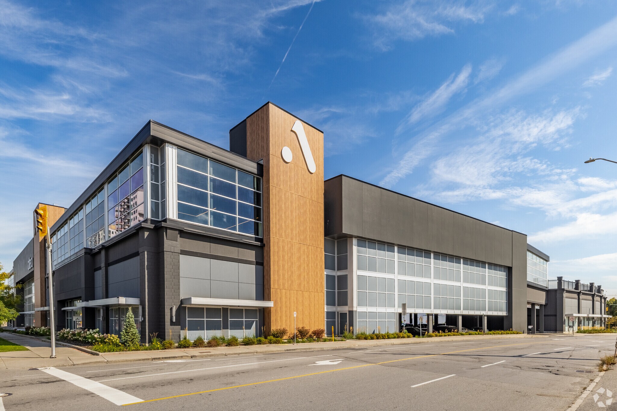 1660 Carling Av, Ottawa, ON for sale Primary Photo- Image 1 of 1