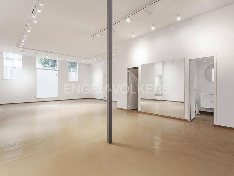 Office/Retail in Barcelona, Barcelona for lease - Interior Photo - Image 3 of 26