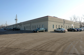 More details for 1925-1957 W County Road C2, Roseville, MN - Industrial for Lease