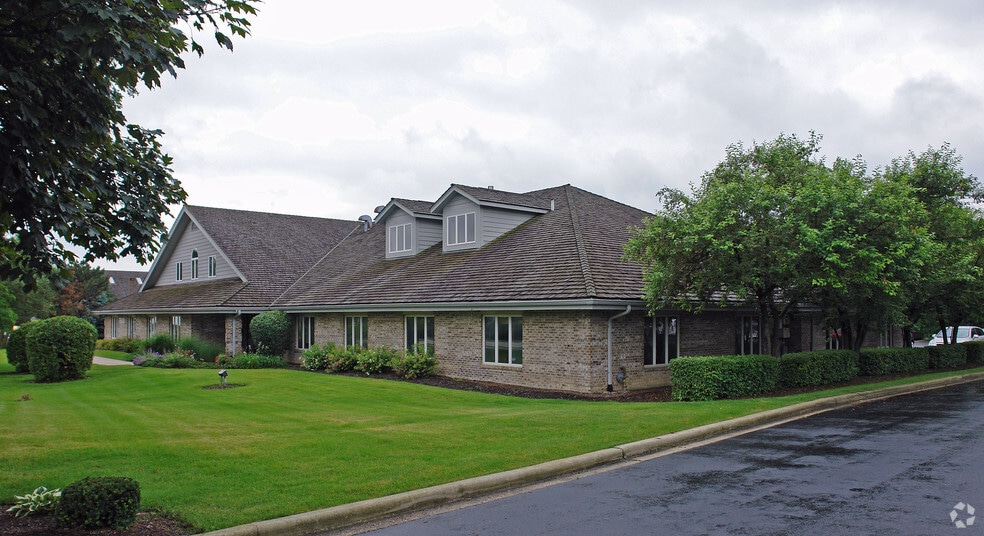 7600 S County Line Rd, Burr Ridge, IL for sale - Building Photo - Image 2 of 7