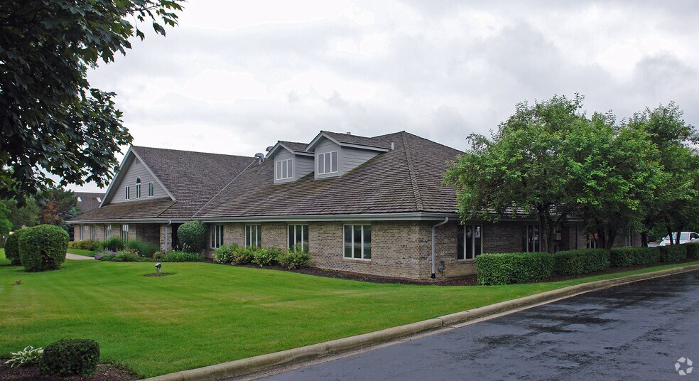 7600 S County Line Rd, Burr Ridge, IL à vendre - Photo du bâtiment - Image 2 de 7