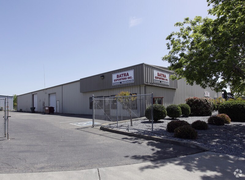 4160 Commercial Dr, Tracy, CA à vendre - Photo du bâtiment - Image 3 de 19