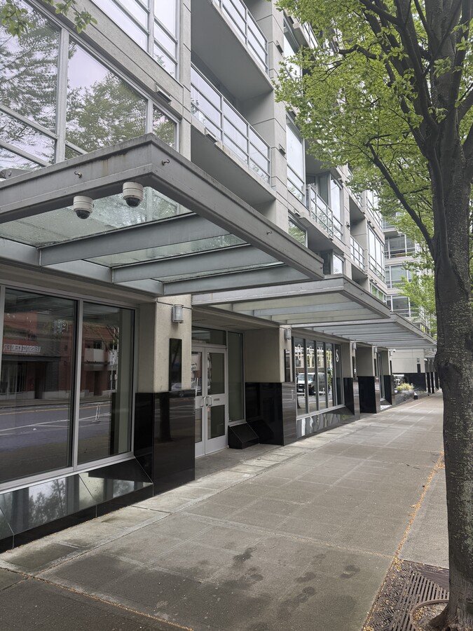 2929 1st Ave, Seattle, WA 98121 - Unité B - - Photo intérieure - Image 2 of 7