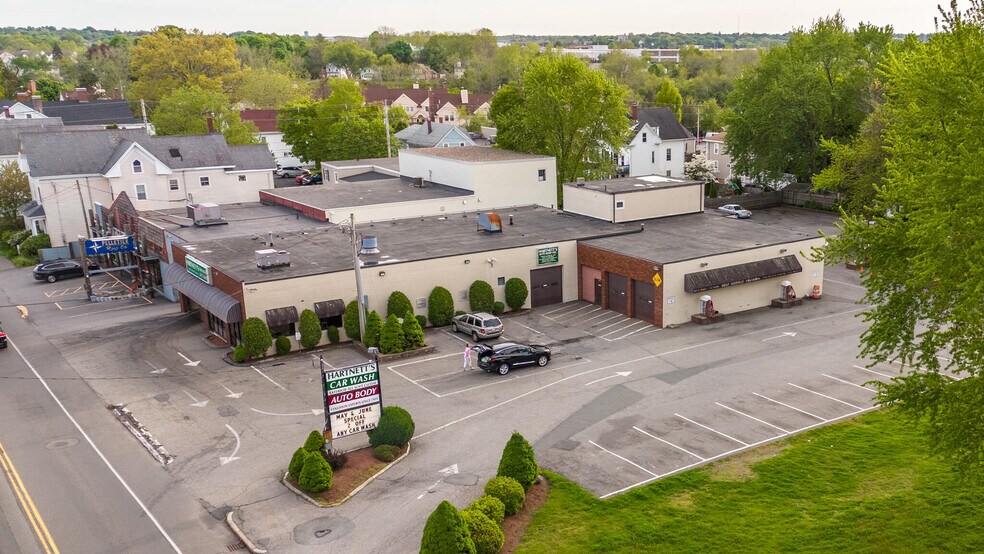 15 Water St, Danvers, MA à vendre - Photo du bâtiment - Image 2 de 6