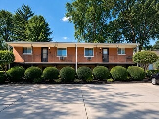Plus de détails pour 670 High St, Waynesville, OH - Multi-résidentiel à vendre