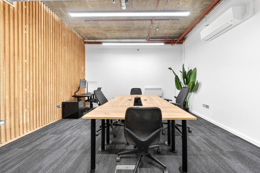 143 Mare St, London for lease - Building Photo - Image 2 of 39