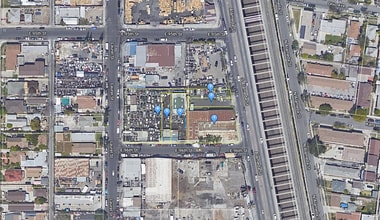 9527 S Alameda St, Los Angeles, CA - Aerial  map view