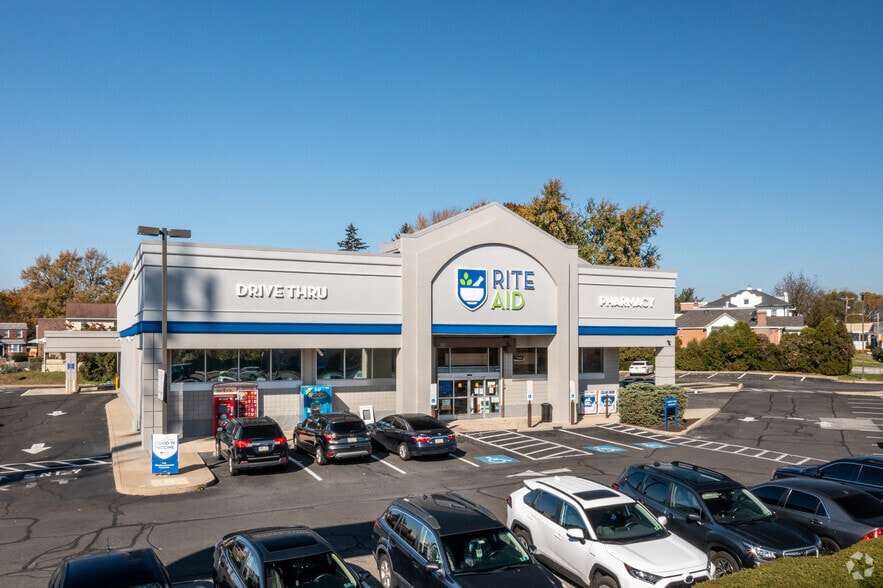 7400-7432 Oxford Ave, Philadelphia, PA à louer - Photo du bâtiment - Image 2 de 13