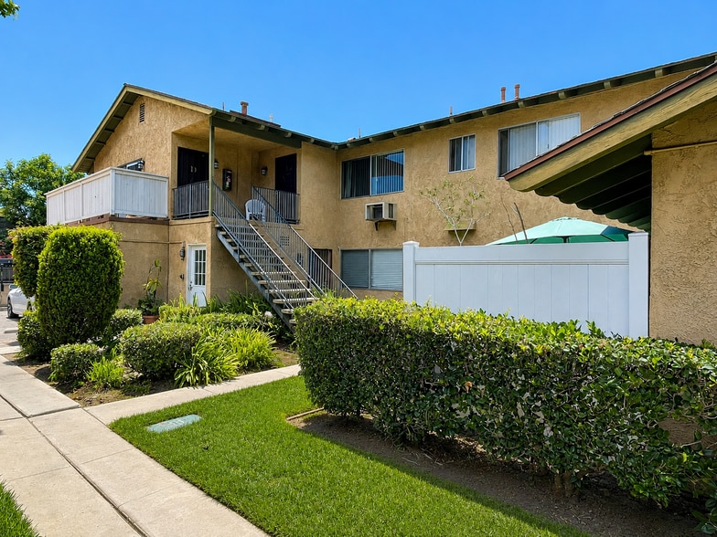 2236 Franzen Ave, Santa Ana, CA for sale - Building Photo - Image 3 of 5